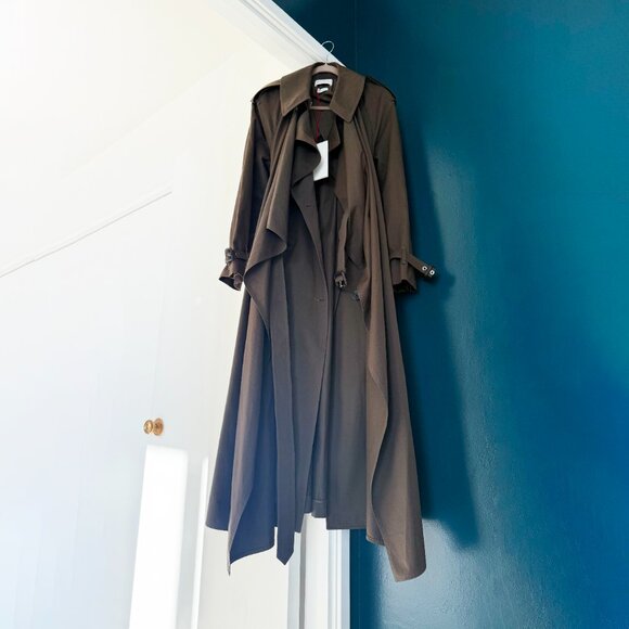 $4790 NWT Alexander McQueen Double-Breasted Draped Belted Runway Trench Coat - Picture 15 of 16